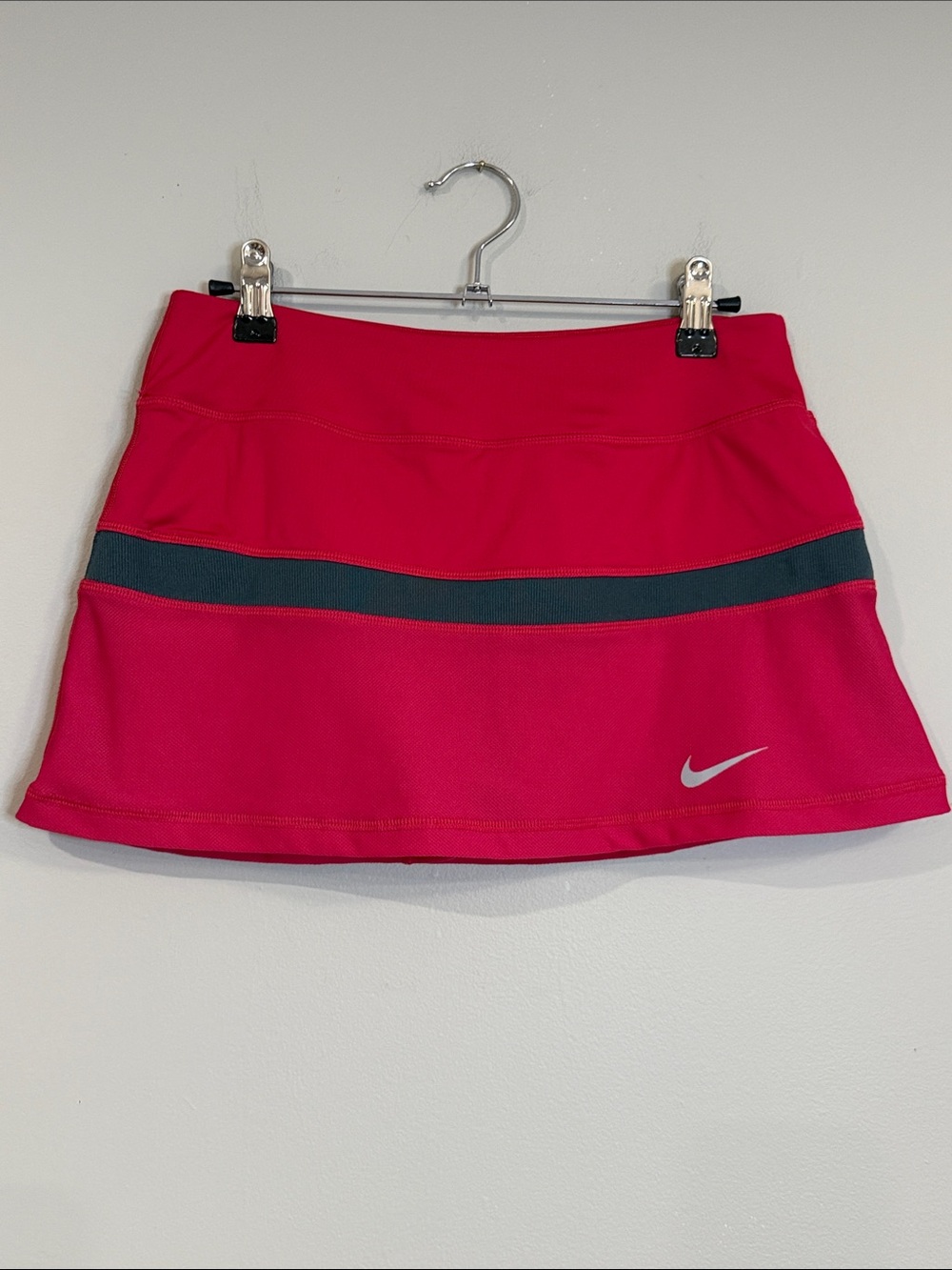 Nike Hot Pink Tennis Skort with built-in shorts and gray stripe size small